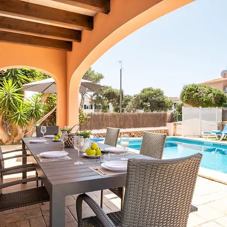 Itsasalde 3 Bedroom Villa, Cala'n Blanes ヴィラ *