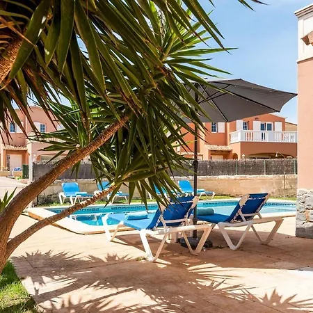 Itsasalde 3 Bedroom Villa, Cala'n Blanes カラ・エン・ブラネス