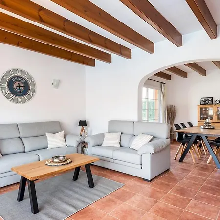 Itsasalde 3 Bedroom Villa, Cala'n Blanes Villa