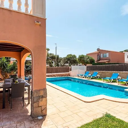 Villa Itsasalde 3 Bedroom Villa, Cala'n Blanes