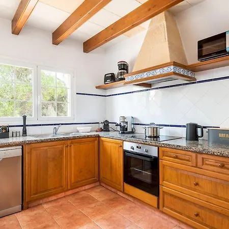 Itsasalde 3 Bedroom Villa, Cala'n Blanes Cala'N Blanes (Menorca)